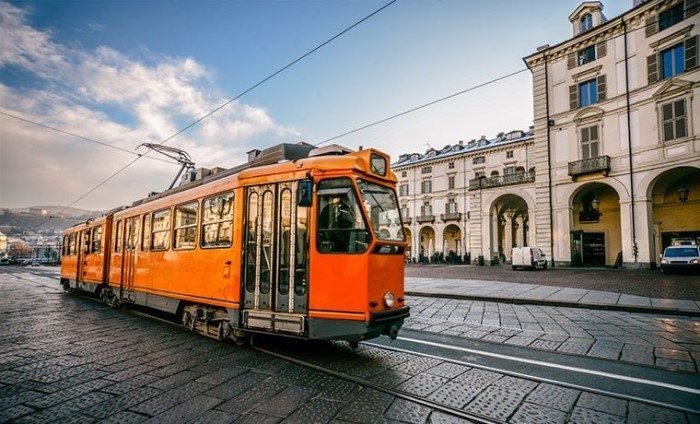 transporte público na Itália trem