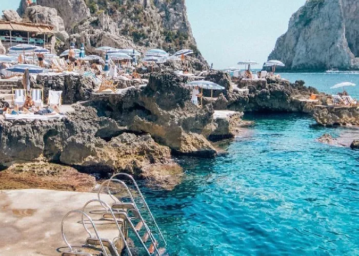 melhores praias da Italia Capri