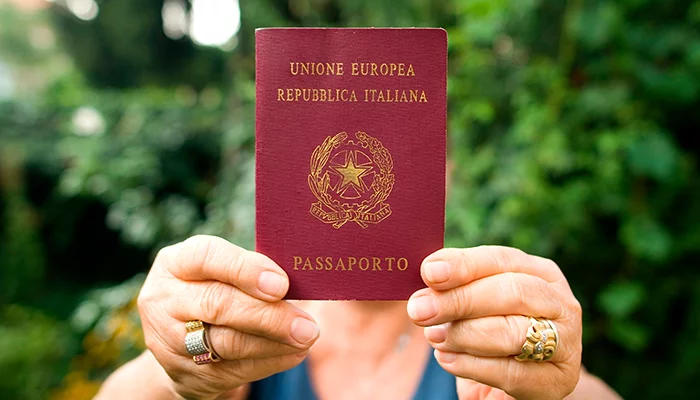 trabalhadores na Itália passaporte